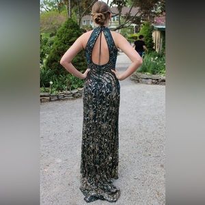 Sherri Hill size 2 worn once for a few hours basically brand new